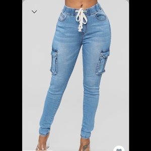 Women fashion nova size small Medium Blue Wash Jean